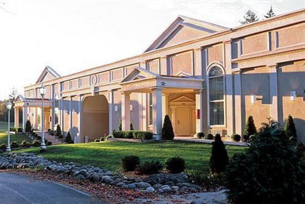 Pocono Palace Resort East Stroudsburg Exterior photo